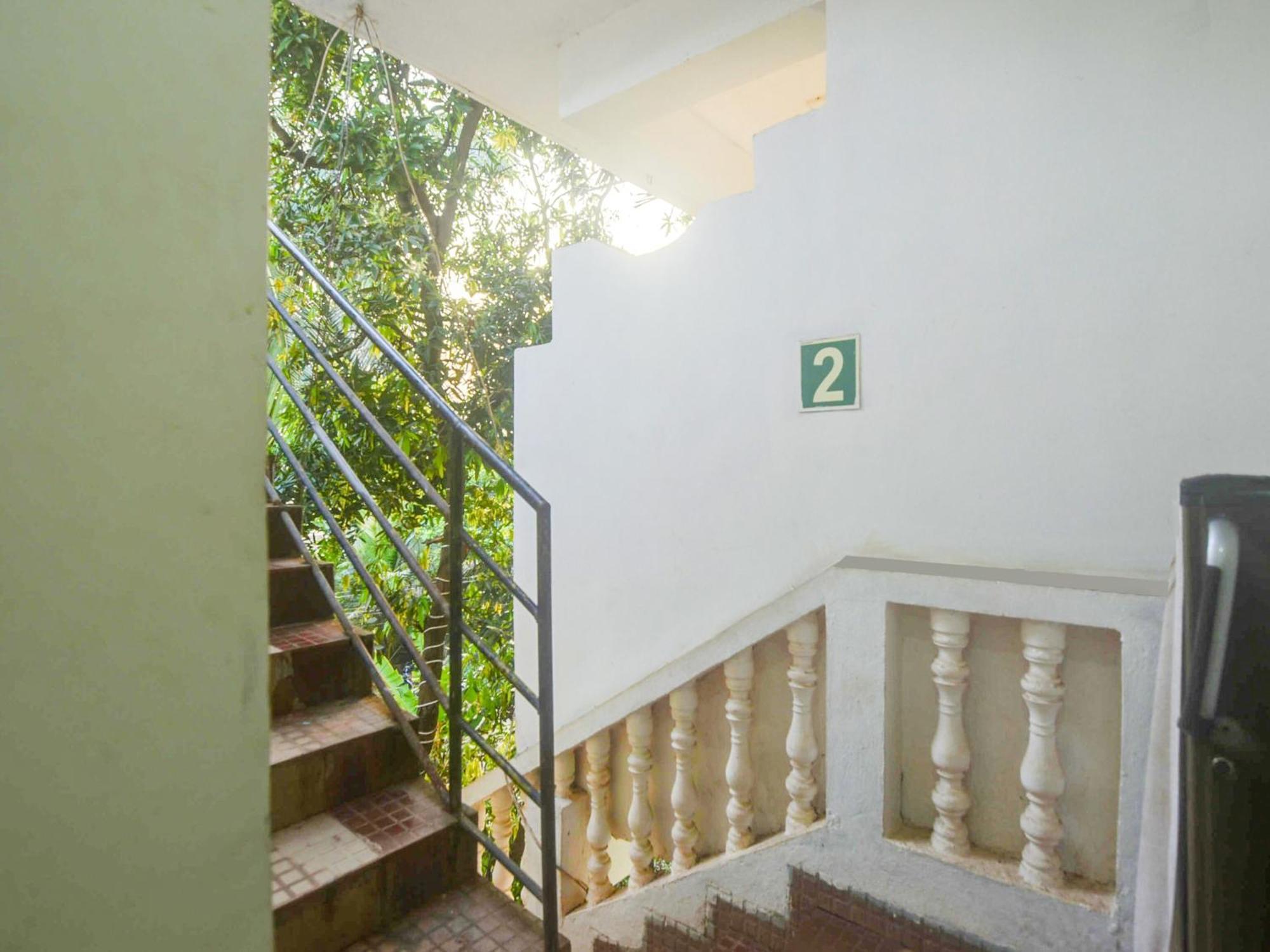 Hotel Collection O Morjim Sea Wave Exterior foto