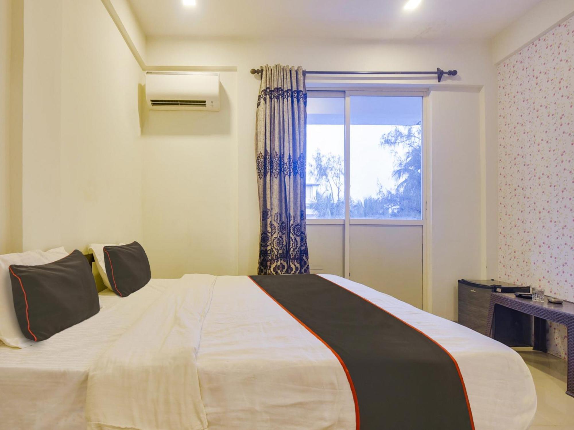 Hotel Collection O Morjim Sea Wave Exterior foto