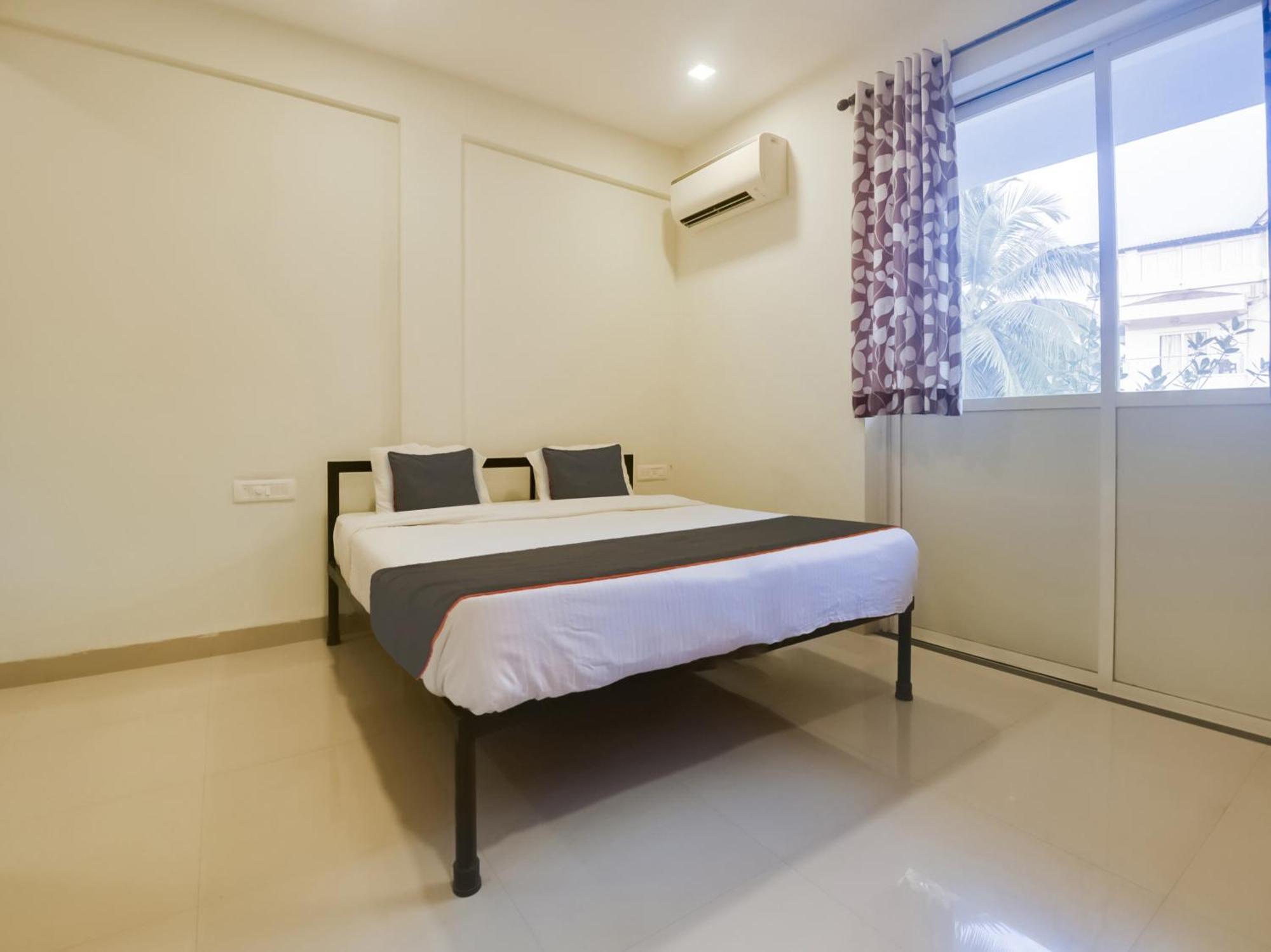 Hotel Collection O Morjim Sea Wave Exterior foto